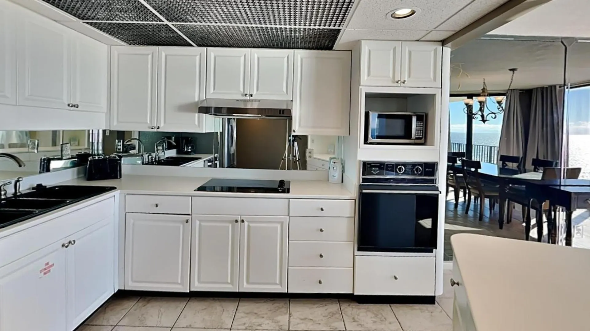 Edgewater Tower III 1114 Apartment Panama City Beach